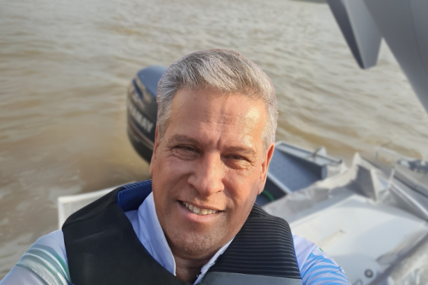 Ricardo Chimirri Candia apresenta soluções inovadoras para tornar a engenharia pública mais sustentável e eficiente na gestão de projetos.