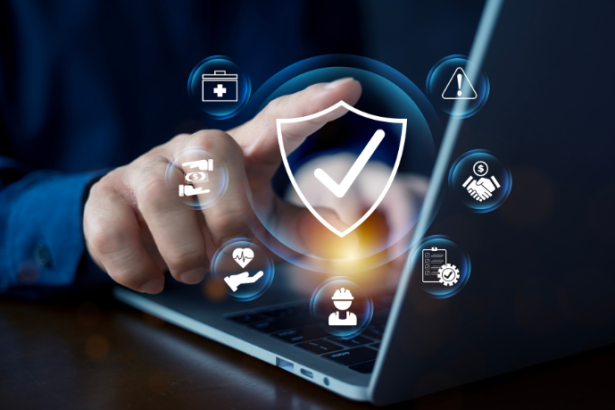 Sérgio Bento De Araújo destaca que a governança digital garante processos mais transparentes, seguros e orientados ao desenvolvimento social na educação.